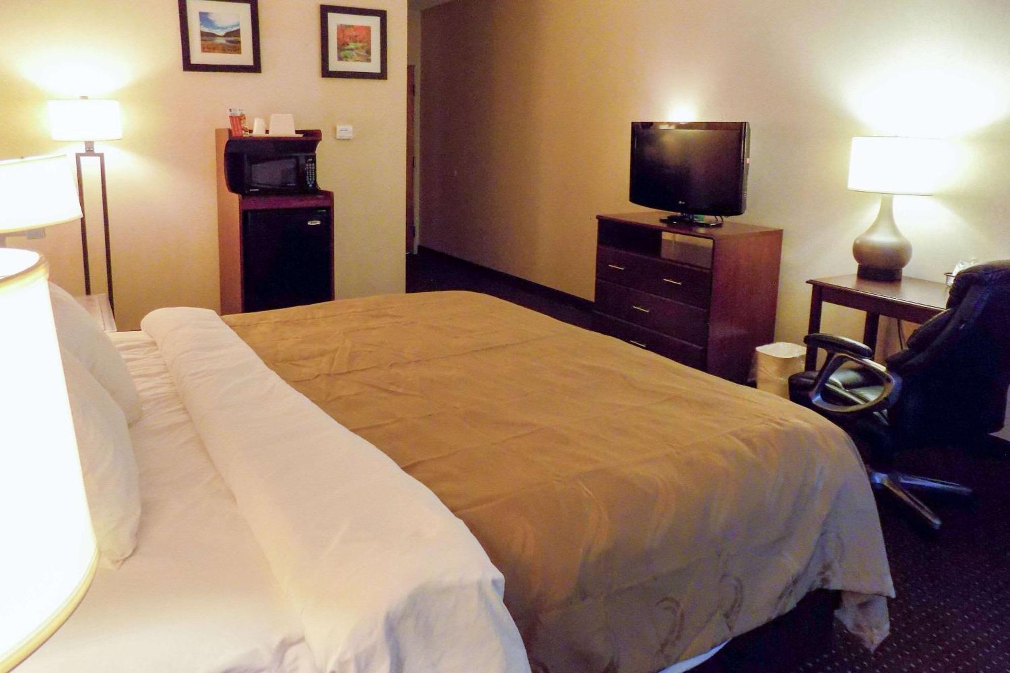 Quality Inn Kingdom City, Mo Екстериор снимка